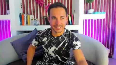 Snapshot of adams_sanz chatting on 02/26/26, 07:24 Im Adams Sanz online show from 02/26/26, 07:24