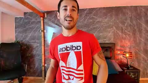 Im Adams Sanz online show from 03/03/26, 09:21