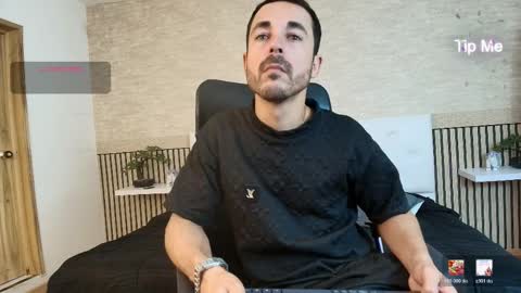 Im Adams Sanz online show from 04/11/26, 07:18