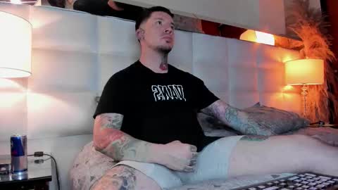 Snapshot of adamtatts chatting on 11/09/25, 05:17 Adam online show from 11/09/25, 05:17