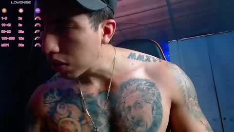 Snapshot of adan_hudson chatting on 11/09/25, 12:47 Anderson online show from 11/09/25, 12:47