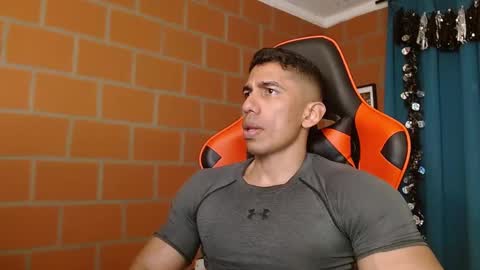 Adan Sin online show from 01/05/25, 08:21