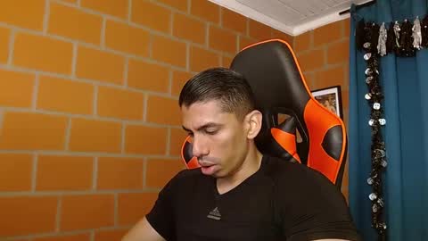 Adan Sin online show from 01/16/25, 03:35