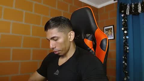 Adan Sin online show from 01/31/25, 02:28