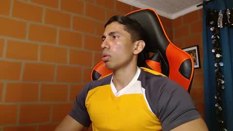 Adan Sin online show from 02/13/25, 04:17