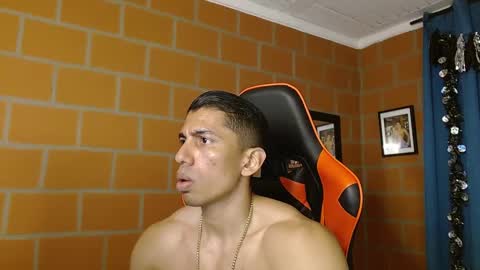 Adan Sin online show from 02/22/25, 11:13