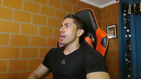 Adan Sin online show from 03/04/25, 08:05