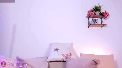 Snapshot of adara_aa chatting on 10/24/25, 03:58 adara_aa online show from 10/24/25, 03:58