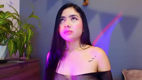 Snapshot of adara_johnson_ chatting on 07/02/26, 12:33 Adara Johnson online show from 07/02/26, 12:33