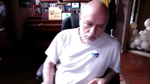 add_me_2 online show from 06/05/26, 06:57
