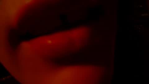 Snapshot of addicted2uts chatting on 07/25/26, 12:20 amy online show from 07/25/26, 12:20