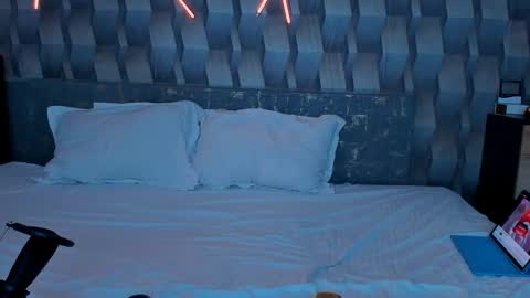 PMFORPVTBB online show from 01/06/26, 06:33