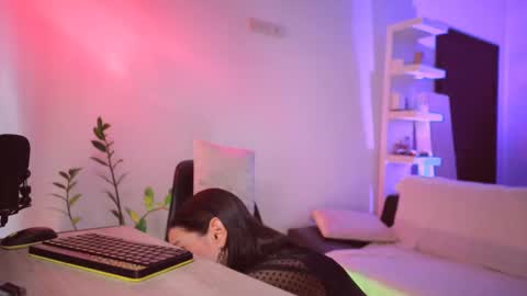 ADDICTION online show from 12/06/24, 04:36