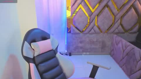 addy__02 online show from 01/12/26, 12:38