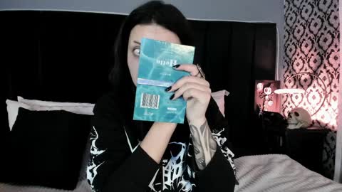 Ade  online show from 04/10/26, 08:02