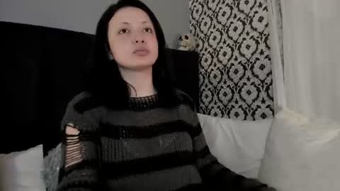 Snapshot of adeelinee chatting on 06/24/26, 07:57 Ade online show from 06/24/26, 07:57