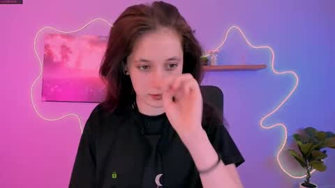 adel_sky_ online show from 04/18/26, 07:29