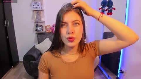 Adela Parker  online show from 10/14/25, 08:20