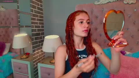 Adelaine online show from 09/19/25, 04:58