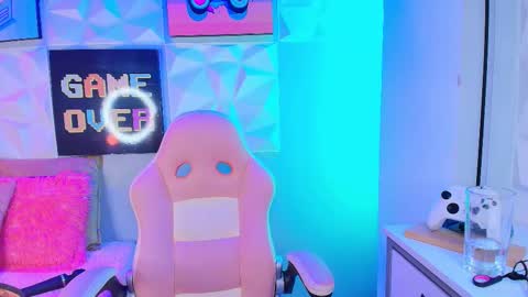 Adelaine online show from 01/17/26, 01:32