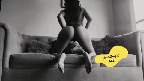 Adela Rangel START Mon to Sat from 3pm - 9pm COL time online show from 01/16/25, 10:34