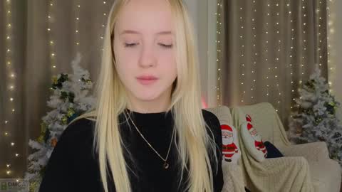 Snapshot of adele_armas chatting on 01/08/25, 06:41 Adele online show from 01/08/25, 06:41