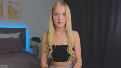 Snapshot of adele_armas chatting on 09/24/25, 10:24 Adele online show from 09/24/25, 10:24