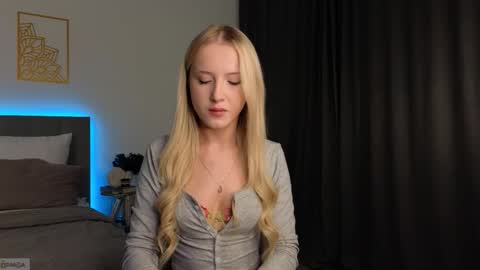 Snapshot of adele_armas chatting on 11/21/25, 10:08 Adele online show from 11/21/25, 10:08