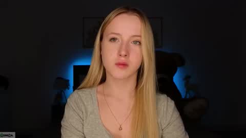 Adele online show from 01/18/26, 09:40