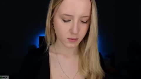 Adele online show from 02/08/26, 08:45