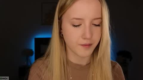 Adele online show from 02/12/26, 09:43