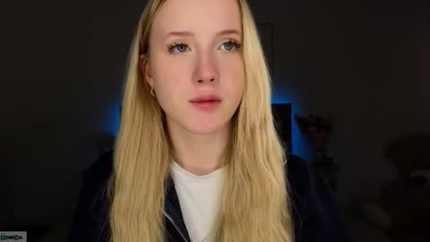 Adele online show from 02/22/26, 09:57