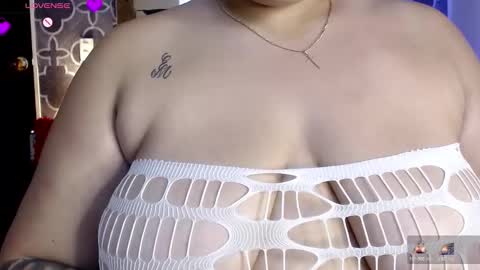 adele cruzz online show from 12/18/25, 10:27