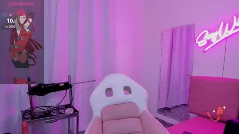 Snapshot of adele_latinlady chatting on 02/23/25, 11:36 Sofi online show from 02/23/25, 11:36