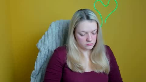 Snapshot of adele_missu chatting on 11/21/25, 12:37 Adele online show from 11/21/25, 12:37