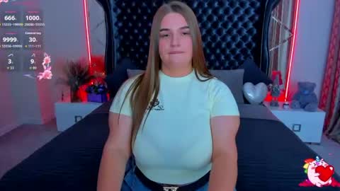 Snapshot of adele_sugar chatting on 06/19/26, 07:28 Your Adele online show from 06/19/26, 07:28