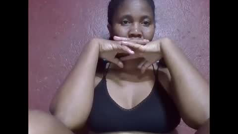 adelealy online show from 09/17/25, 07:04