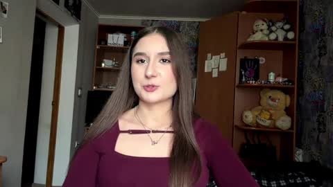 Poly online show from 04/06/26, 11:11