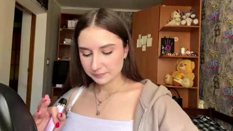 Poly online show from 04/14/26, 02:12