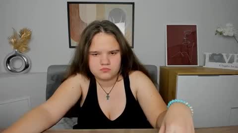 adelecruzz online show from 03/01/25, 04:44