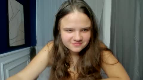 adelecruzz online show from 04/08/26, 12:27