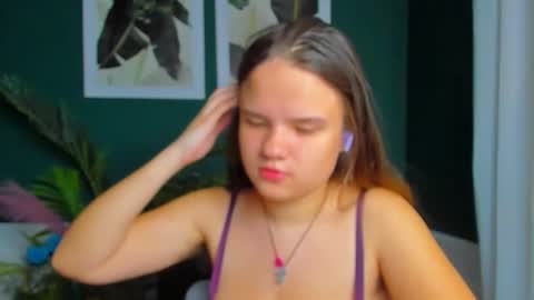 adelecruzz online show from 04/12/26, 09:14