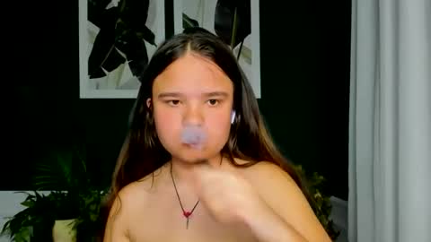 adelecruzz online show from 04/25/26, 01:41