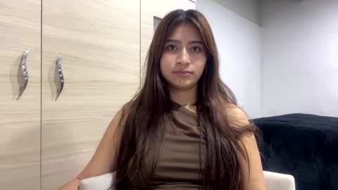 Snapshot of adelein_foxxx chatting on 10/10/25, 04:55 adellein foxx online show from 10/10/25, 04:55