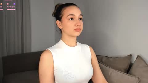 adelexx_zll online show from 02/25/26, 04:38