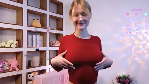 Adelin online show from 10/27/25, 02:10