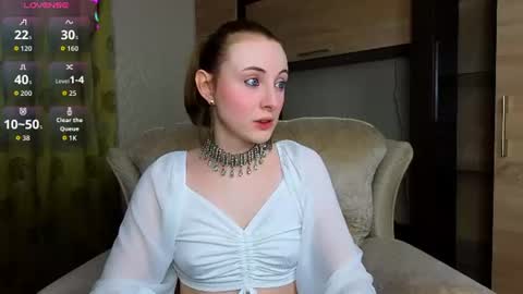 Snapshot of adelina_cowell chatting on 07/03/26, 02:01 Adelina online show from 07/03/26, 02:01