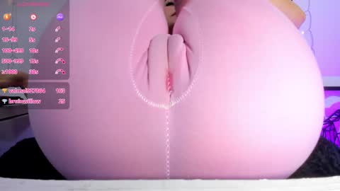 adelinaconte1 online show from 02/06/25, 10:21