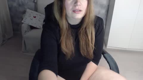 adelinalawson online show from 11/24/25, 06:07