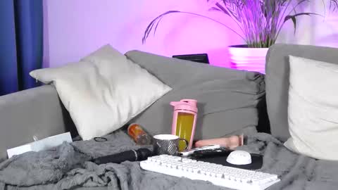 Adeline online show from 10/13/25, 03:06